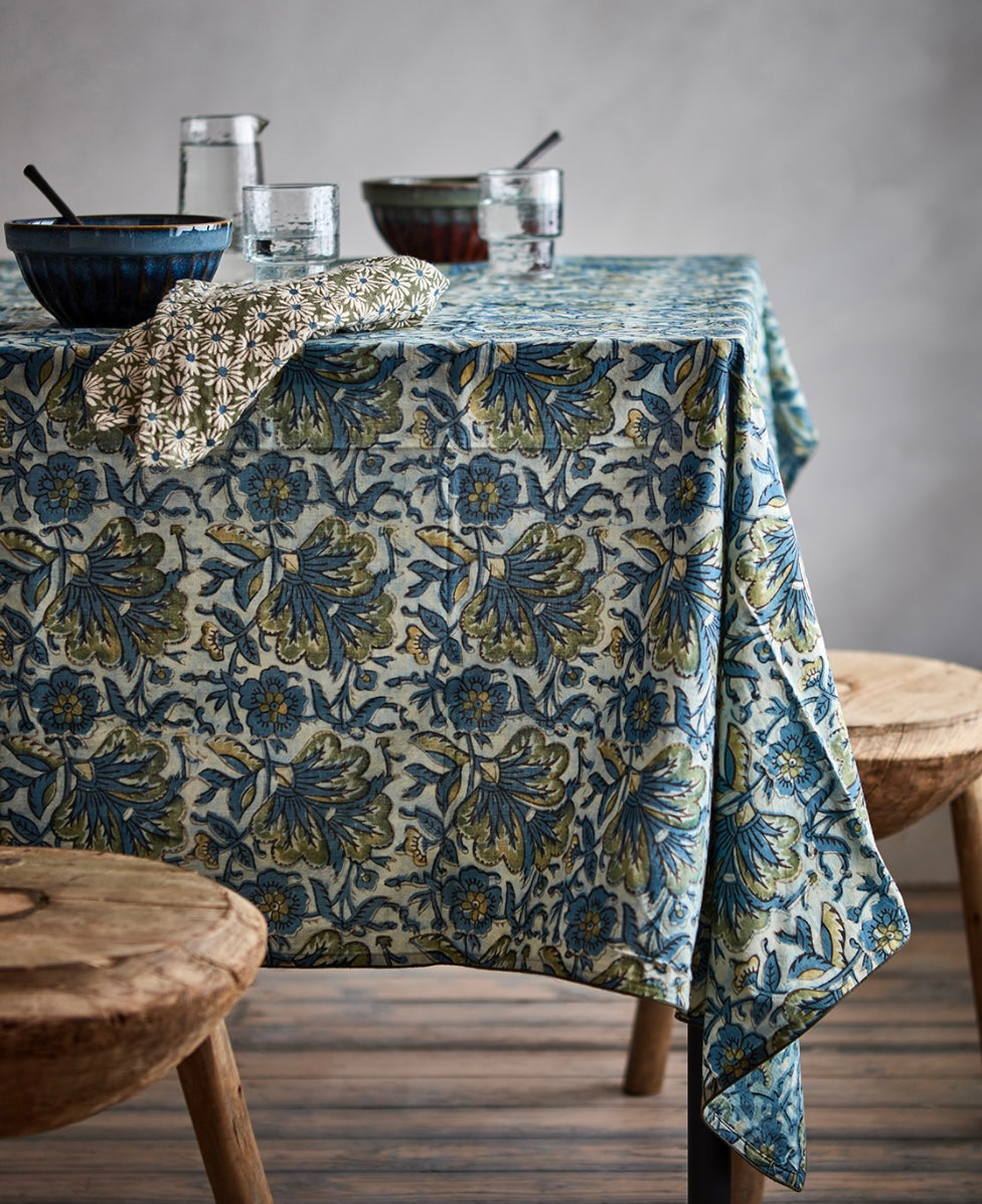 ZINNIA Bordsduk, Blå Affari of sweden